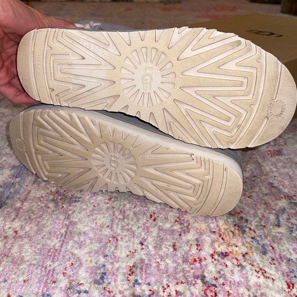 SOLD UGG Adoria Tehuano Classic Boot - Picture 9 of 9